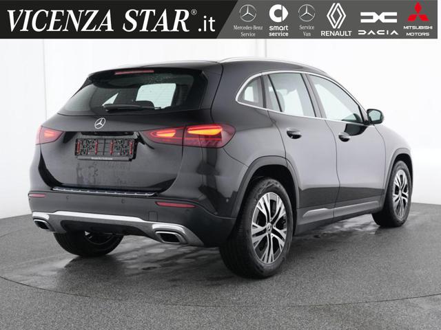 MERCEDES-BENZ GLA 180 usata, con Airbag laterali