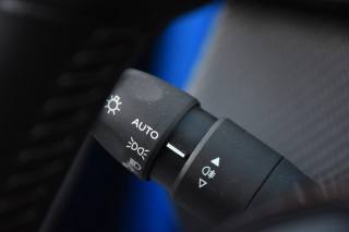 PEUGEOT 208 usata, con Luci diurne LED