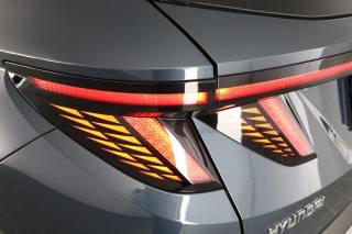 HYUNDAI Tucson usata 9