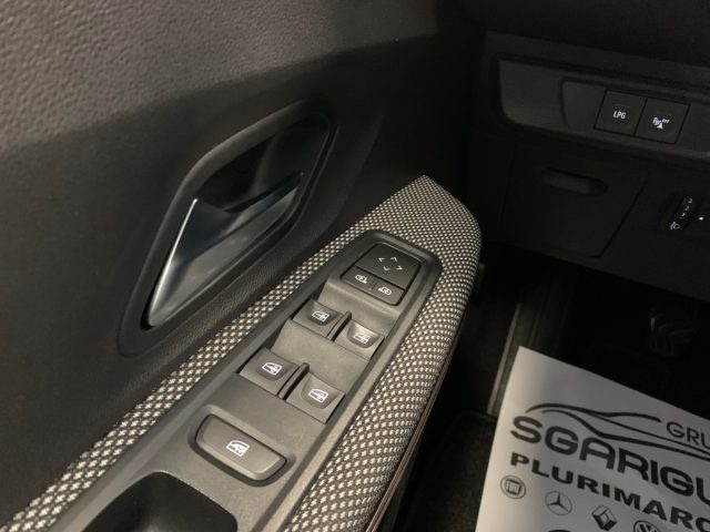 DACIA Sandero usata, con Fari Xenon