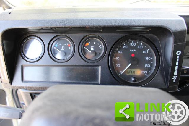 LAND ROVER Defender usata 12