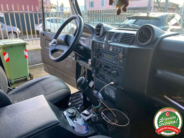 LAND ROVER Defender usata 14