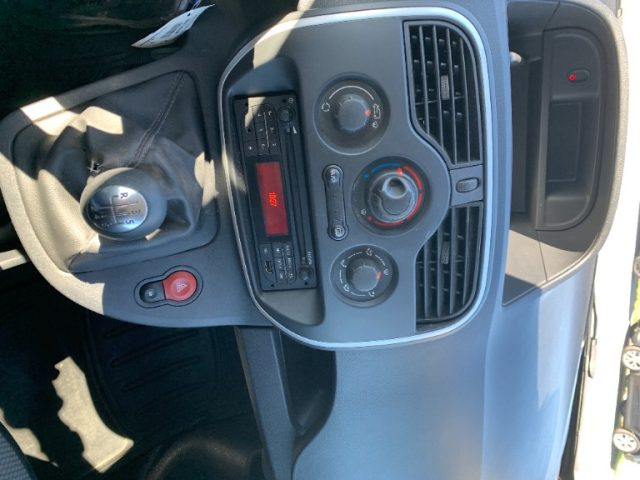 RENAULT Kangoo usata, con Bluetooth
