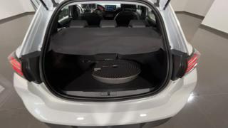 PEUGEOT 208 usata, con Volante in pelle