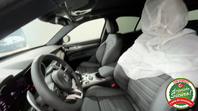 ALFA ROMEO Stelvio usata, con Autoradio