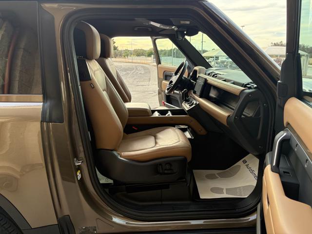 LAND ROVER Defender usata, con Climatizzatore