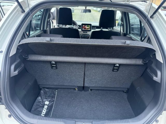 SUZUKI Ignis usata, con Touch screen