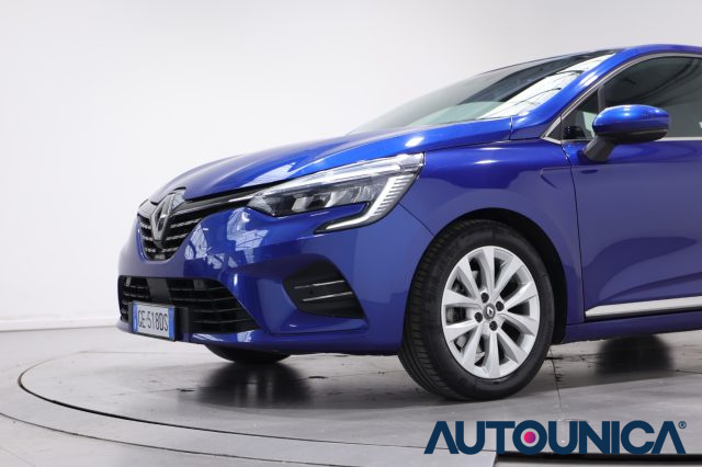 RENAULT Clio usata, con Controllo automatico clima