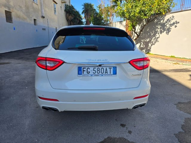 MASERATI Levante usata, con Cerchi in lega