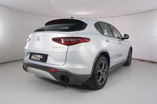 ALFA ROMEO Stelvio usata, con Airbag