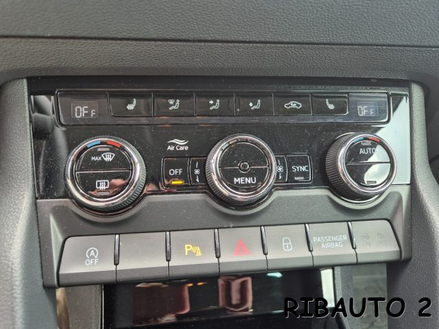 SKODA Karoq usata, con Luci diurne LED