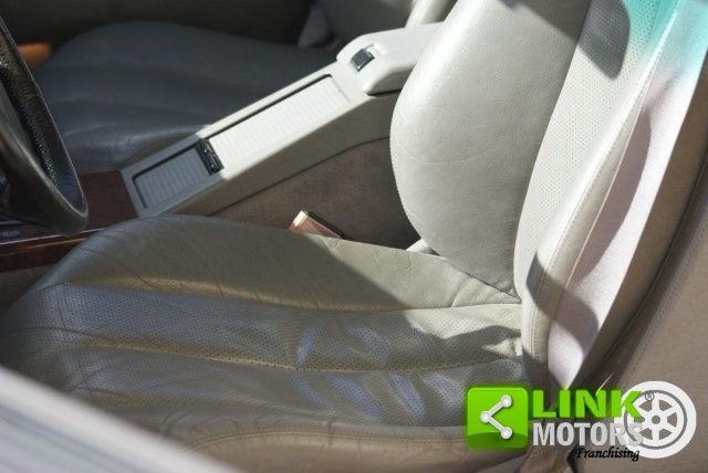 MERCEDES-BENZ 300 usata 17