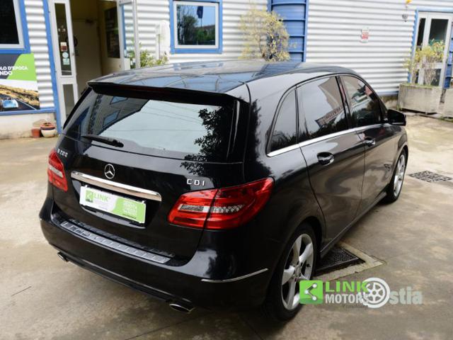 MERCEDES-BENZ B 200 usata, con Specchietti laterali elettrici