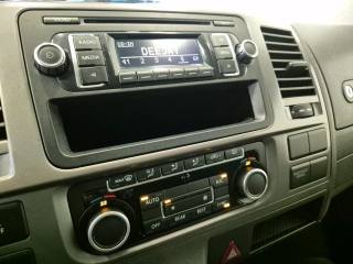 VOLKSWAGEN Caravelle usata, con Sensori di parcheggio posteriori