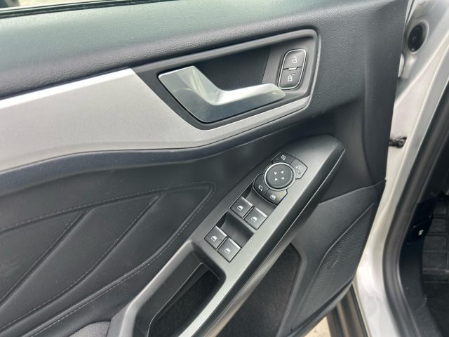 FORD Focus usata, con Fendinebbia