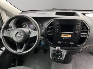 MERCEDES-BENZ Vito usata 8