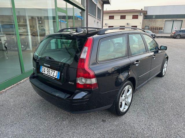 VOLVO V50 usata, con Alzacristalli elettrici