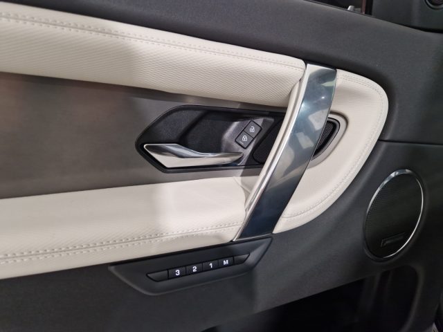 LAND ROVER Discovery Sport usata, con USB