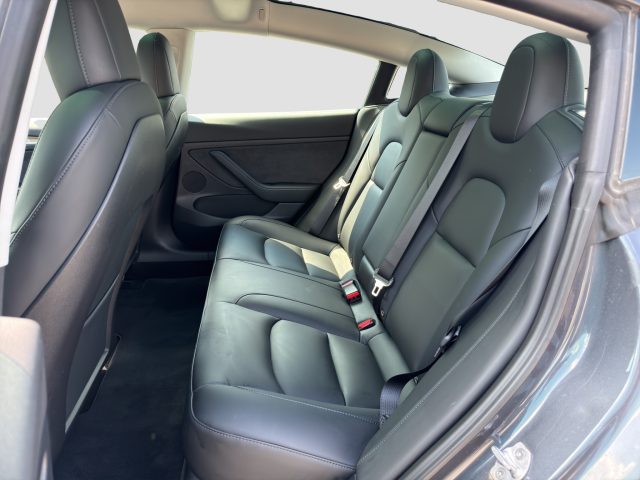 TESLA Model 3 usata 10