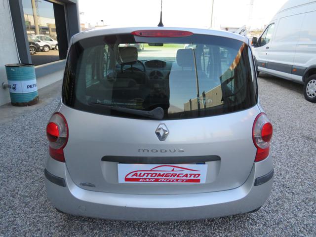 RENAULT Modus usata, con Chiusura centralizzata