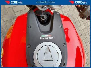 DUCATI Monster 696 usata 11