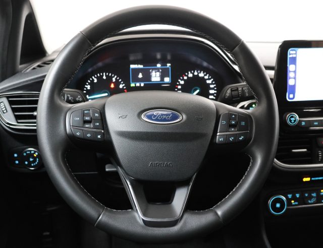 FORD Fiesta usata, con Fari LED