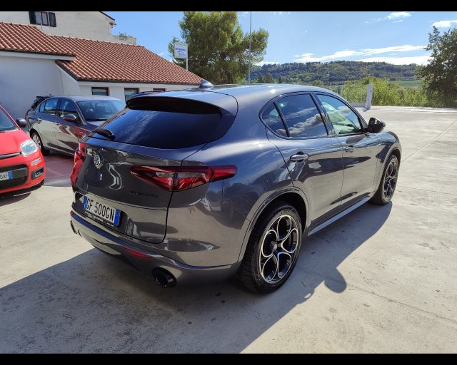ALFA ROMEO Stelvio usata, con Chiusura centralizzata