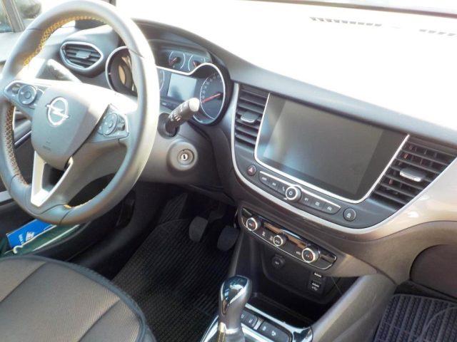 OPEL Crossland X usata, con Volante multifunzione