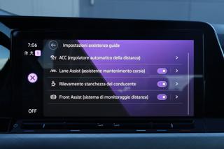 VOLKSWAGEN Golf usata, con Autoradio digitale