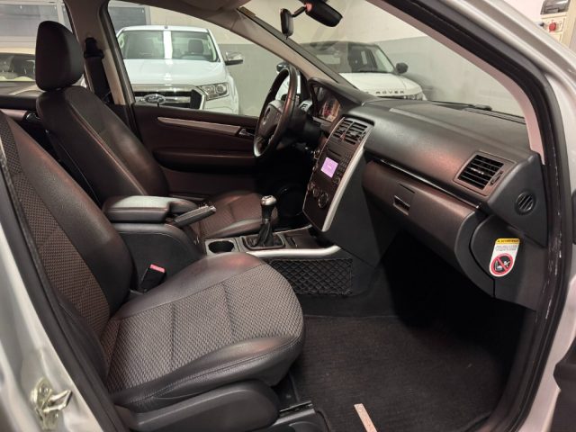 MERCEDES-BENZ B 180 usata, con Fendinebbia
