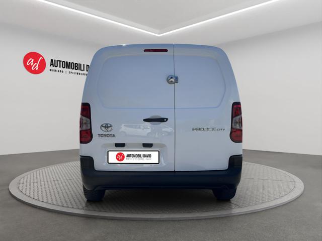 TOYOTA Proace City usata, con Autoradio