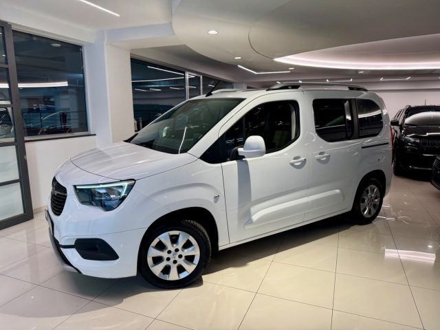 OPEL Combo Life usata, con Airbag