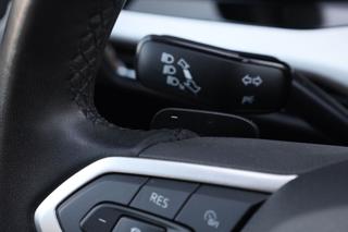 VOLKSWAGEN Golf usata, con Sensori di parcheggio posteriori