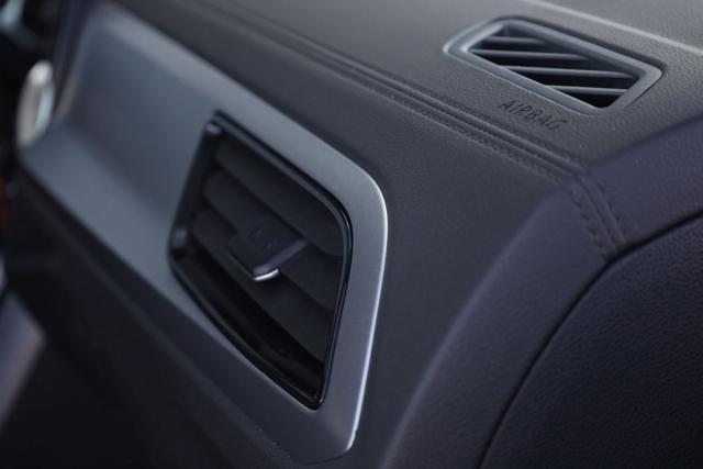 VOLKSWAGEN T-Roc usata, con Bluetooth