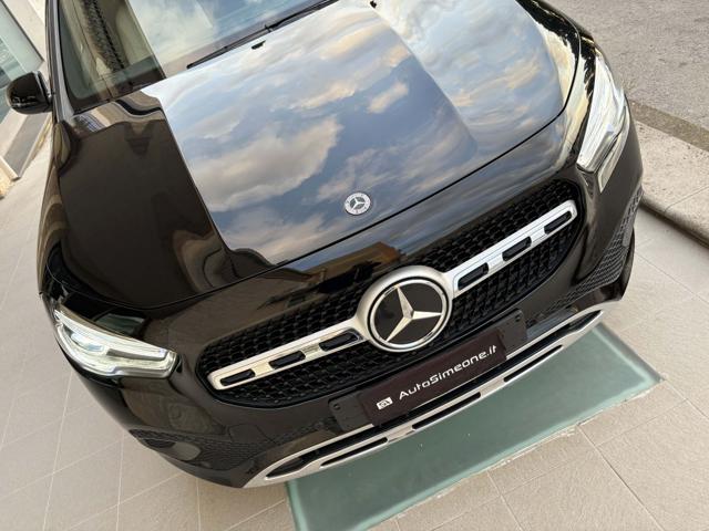 MERCEDES-BENZ GLA 200 usata, con Luci diurne