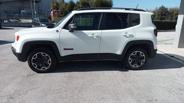 JEEP Renegade usata, con Autoradio