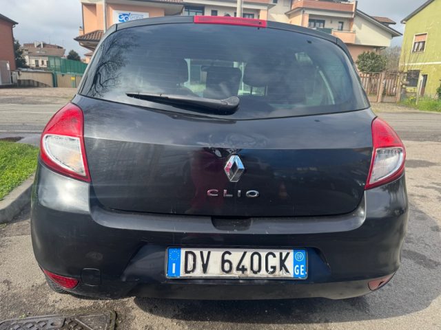 RENAULT Clio usata, con Airbag laterali