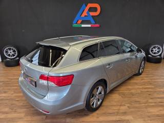 TOYOTA Avensis usata, con Airbag Passeggero
