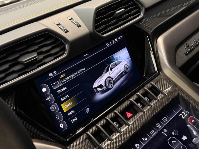 LAMBORGHINI Urus usata, con Park Distance Control