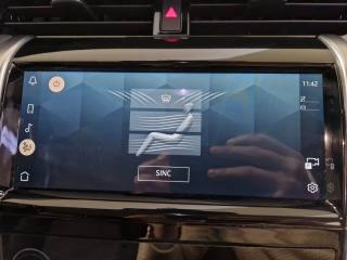 LAND ROVER Discovery Sport usata, con USB