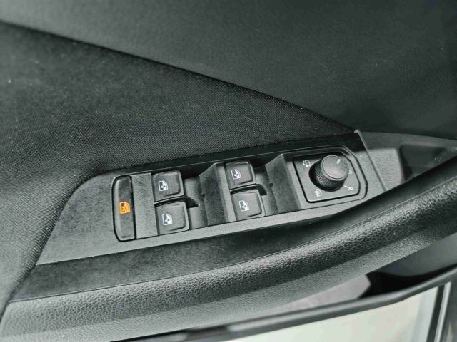 SKODA Kamiq usata, con Autoradio digitale