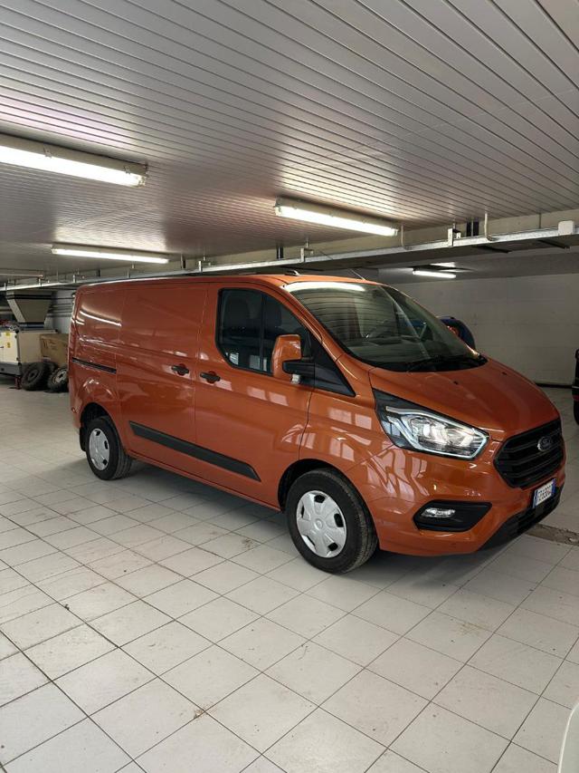 FORD Transit Custom usata, con Alzacristalli elettrici
