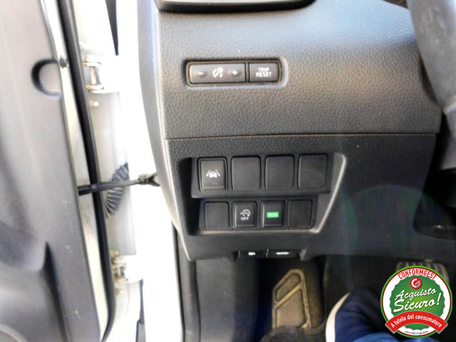 NISSAN Qashqai usata, con Regolazione elettrica sedili