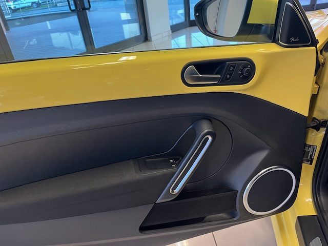 VOLKSWAGEN Maggiolino usata, con Chiusura centralizzata