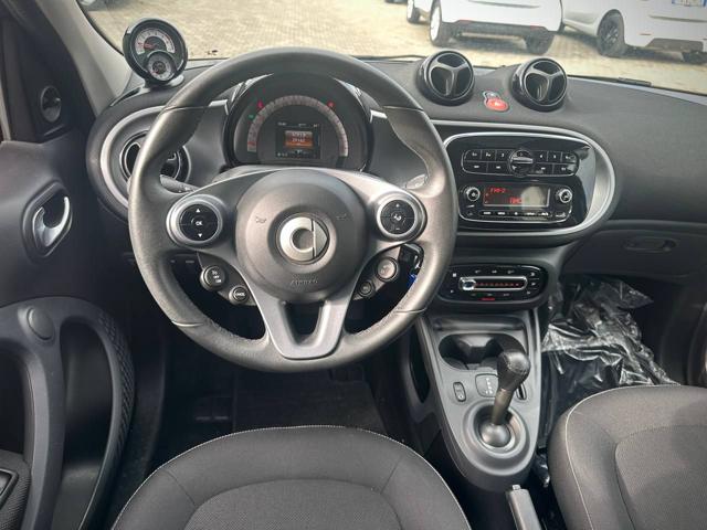 SMART ForFour usata, con USB