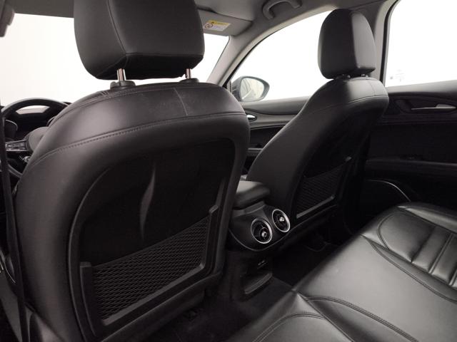 ALFA ROMEO Stelvio usata, con Interni in pelle