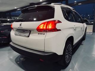 PEUGEOT 2008 usata, con Airbag Passeggero