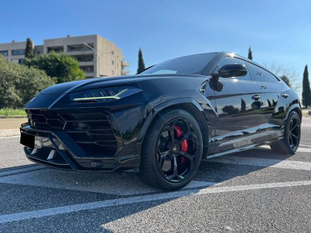 LAMBORGHINI Urus usata, con Autoradio