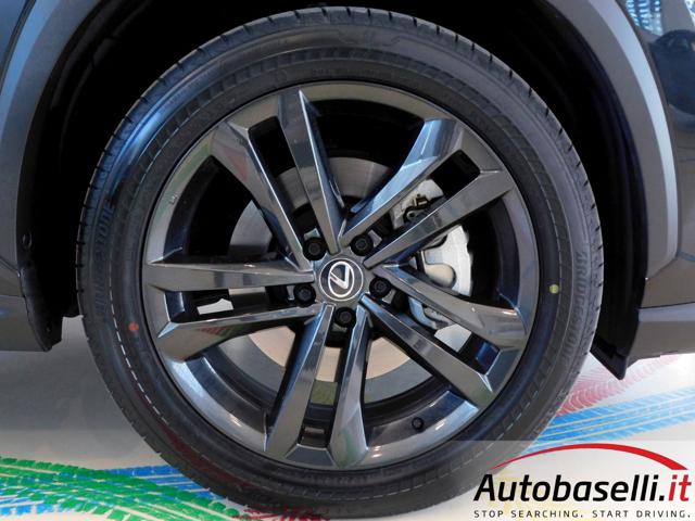 LEXUS NX 450h usata, con Controllo trazione
