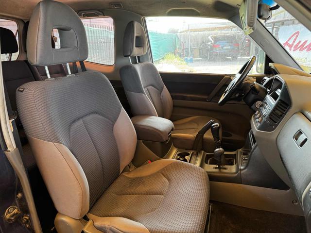 MITSUBISHI Pajero usata, con Airbag Passeggero